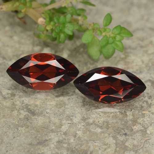 2.69 ct Marquise Cut Pyrope Garnet, 10.1 x 5.2 mm From Mozambique, Photo A