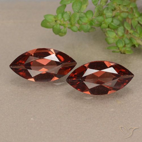 2.02 ct Marquise Cut Pyrope Garnet, 10 x 5 mm From Mozambique, Photo A