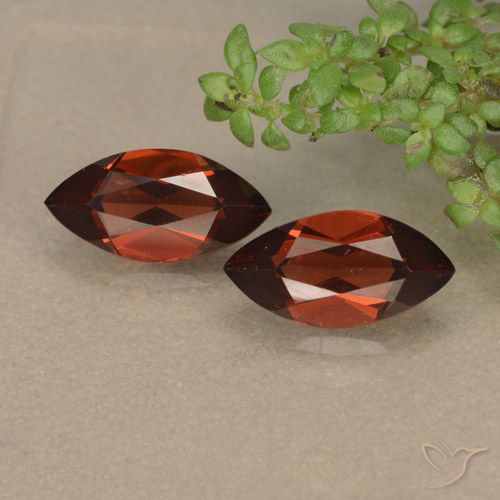 2.6 ct Marquise Cut Pyrope Garnet, 10 x 5.1 mm From Mozambique, Photo A