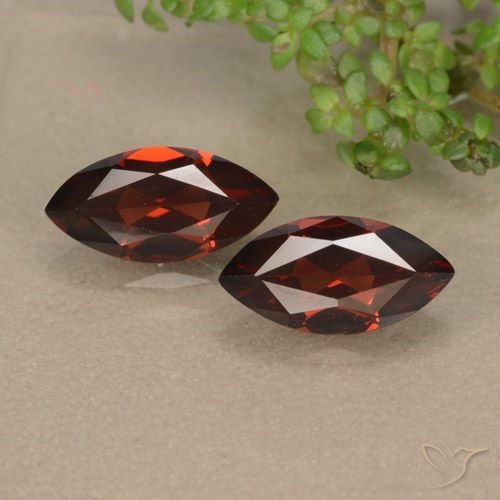 2.67 ct Marquise Cut Pyrope Garnet, 10 x 5.1 mm From Mozambique, Photo A