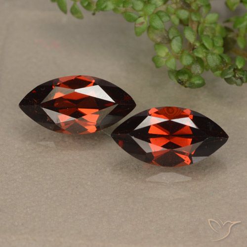 Deep Red Pyrope Garnet Gem - 1.4ct Marquise Facet (ID: 479201)