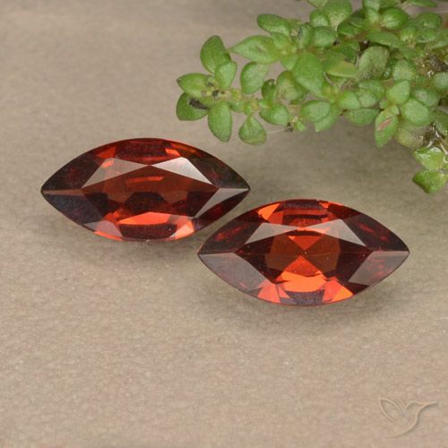 1.73ctw Natural Medium Red Pyrope Garnet, Marquise, VVS-VS