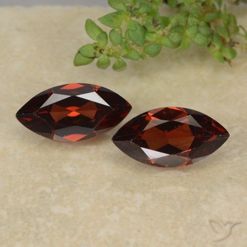 2.45 ct Marquise Cut Pyrope Garnet, 10.1 x 5.2 mm From Mozambique, Photo A