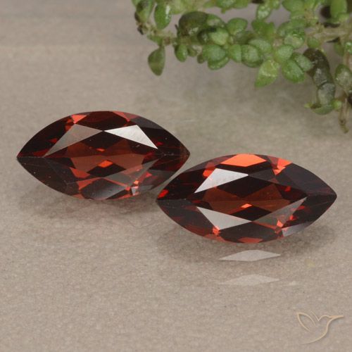 2.44ctw Natural Medium Red Pyrope Garnet, Marquise, VVS-VS
