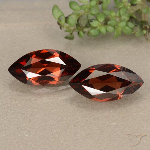 2.37 ct Marquise Cut Pyrope Garnet, 10.1 x 5.1 mm From Mozambique, Photo A