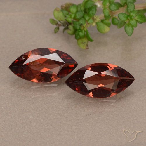 2.06 ct Marquise Cut Pyrope Garnet, 9.9 x 5 mm From Mozambique, Photo A
