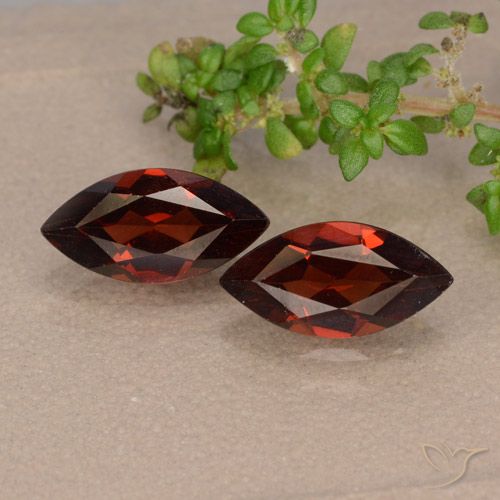 2.41 ct Marquise Cut Pyrope Garnet, 10 x 5.1 mm From Mozambique, Photo A