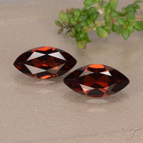 2.21 ct Marquise Cut Pyrope Garnet, 9.7 x 5 mm From Mozambique, Photo A