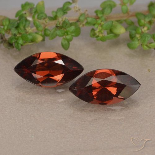 2.21ctw Natural Deep Scarlet Red Pyrope Garnet, Marquise, VVS-VS