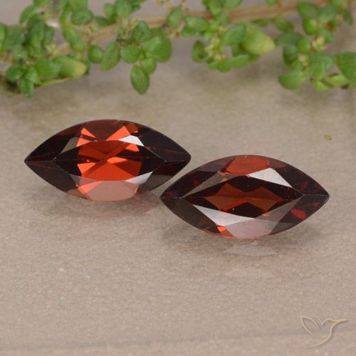 2.51 ct Marquise Cut Pyrope Garnet, 10.1 x 5 mm From Mozambique, Photo A