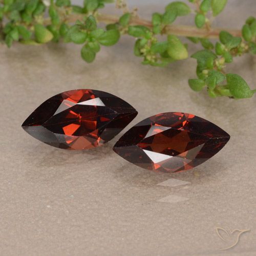 2.51ctw Natural Deep Blood Red Pyrope Garnet, Marquise, VVS-VS