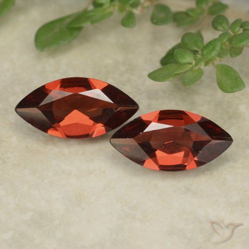 1.83 ct Marquise Cut Pyrope Garnet, 10 x 5 mm From Mozambique, Photo A