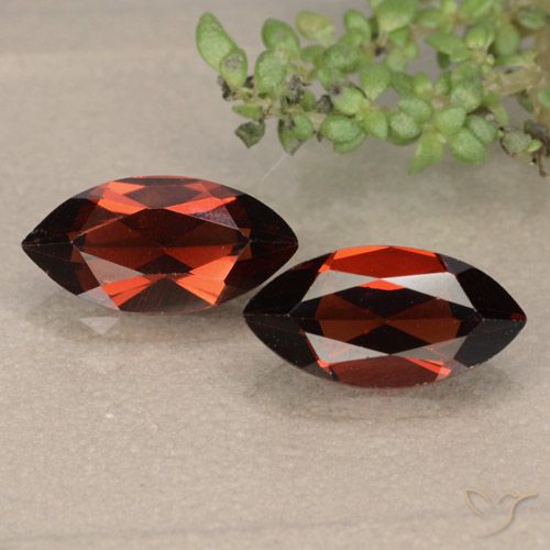 2.57ctw Natural Deep Red Pyrope Garnet, Marquise, VVS-VS