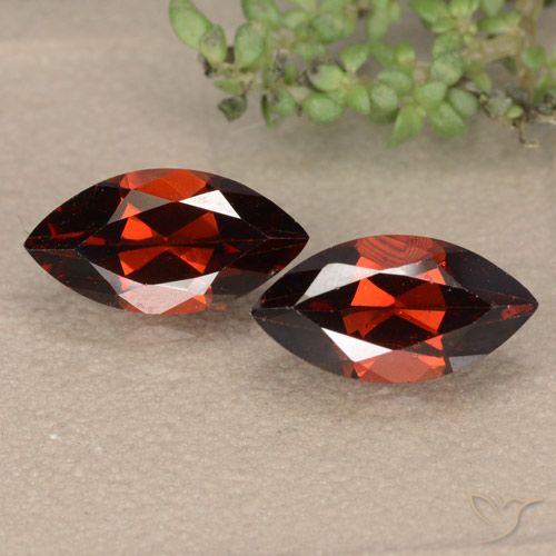 2.71ctw Natural Deep Red Pyrope Garnet, Marquise, VVS-VS