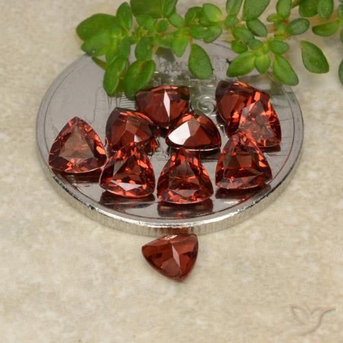 Pyrope Garnet Gemstones in 4 x 4 mm (calibrated) Size for Sale, Pyrope Garnet Stones in Deep Red Color