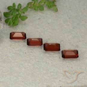 Pyrope Garnet Gemstones in 6 x 4 mm (calibrated) Size for Sale, Pyrope Garnet Stones in Dark Red Color