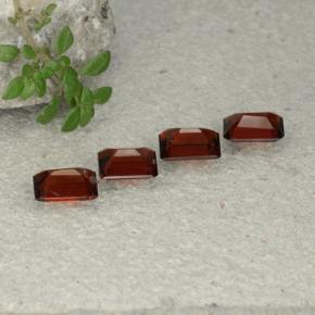Pyrope Garnet Gemstones in 5.7 x 3.9 mm Size for Sale, Pyrope Garnet Stones in Deep Red Color