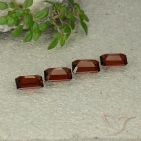 Pyrope Garnet Gemstones in 5.6 x 3.7 mm Size for Sale, Pyrope Garnet Stones in Dark Red Color