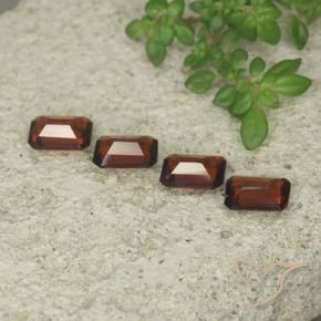 Pyrope Garnet Gemstones in 6 x 4 mm (calibrated) Size for Sale, Pyrope Garnet Stones in Deep Red Color