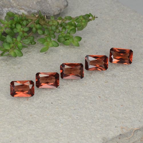 2.86ctw Natural Deep Red Pyrope Garnet, Emerald Cut, VVS-VS