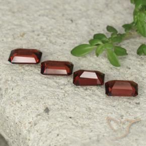 Pyrope Garnet Gemstones in 5.7 x 3.7 mm Size for Sale, Pyrope Garnet Stones in Deep Red Color