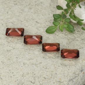 Pyrope Garnet Gemstones in 6 x 4 mm (calibrated) Size for Sale, Pyrope Garnet Stones in Red Color