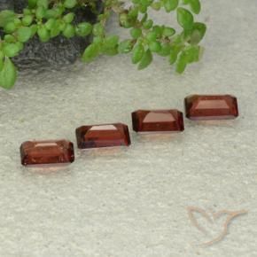 Pyrope Garnet Gemstones in 5.5 x 3.7 mm Size for Sale, Pyrope Garnet Stones in Medium Red Color