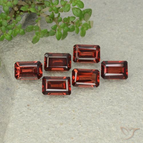3.99ctw Natural Deep Scarlet Red Pyrope Garnet, Emerald Cut, VS