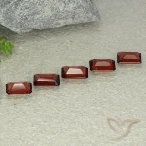 Pyrope Garnet Gemstones in 5.7 x 3.8 mm Size for Sale, Pyrope Garnet Stones in Dark Red Color