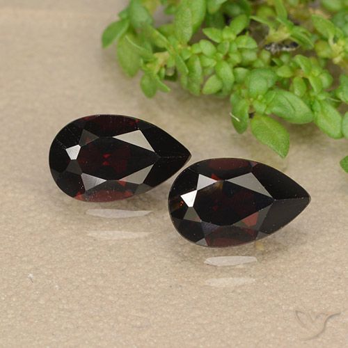 1.88ctw Natural Dark Red Pyrope Garnet, Pear Shape, VVS-VS