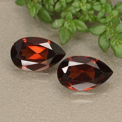 Dark Red Pyrope Garnet Gem - 1ct Pear Facet (ID: 487877)