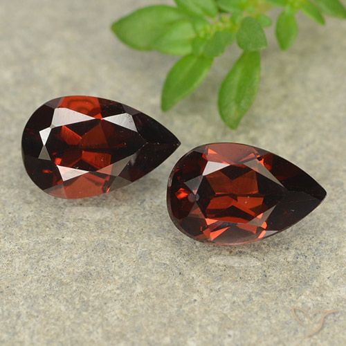 2.01 ct Pear Cut Pyrope Garnet, 7.8 x 5 mm From Mozambique, Photo A
