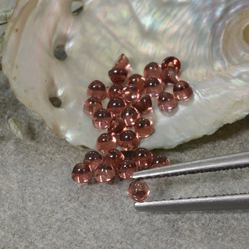 Deep Wine Red Pyrope Garnet Gem - 0.1ct Round Cabochon (ID: 494750)