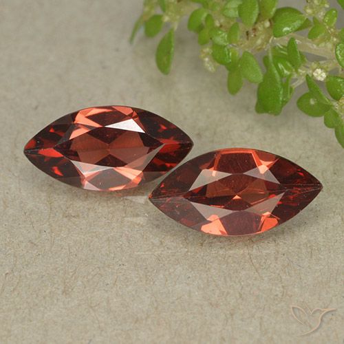 2.26 ct Marquise Cut Pyrope Garnet, 10 x 5 mm From Mozambique, Photo A