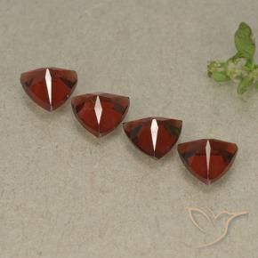 Pyrope Garnet Gemstones in 6 x 6 mm (calibrated) Size for Sale, Pyrope Garnet Stones in Merlot Red Color