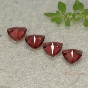 Pyrope Garnet Gemstones in 6 x 6 mm (calibrated) Size for Sale, Pyrope Garnet Stones in Medium-Dark Red Color