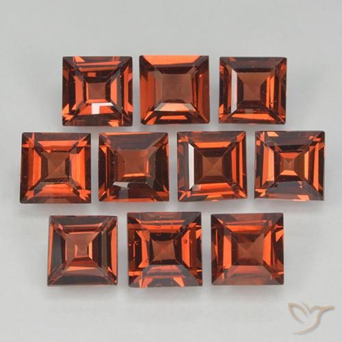 3.94ctw Natural Sangria Red Pyrope Garnet, Square, VVS-VS