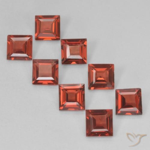 2.94ctw Natural Sangria Red Pyrope Garnet, Square, VVS-VS