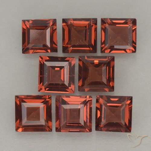 3.16ctw Natural Deep Red Pyrope Garnet, Square, VVS-VS