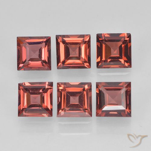 2.62ctw Natural Scarlet Red Pyrope Garnet, Square, VVS-VS