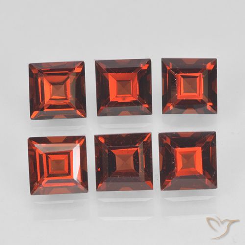 2.74ctw Natural Bright Red Pyrope Garnet, Square, VVS-VS