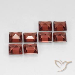 Pyrope Garnet Gemstones in 4 x 4 mm (calibrated) Size for Sale, Pyrope Garnet Stones in Scarlet Red Color