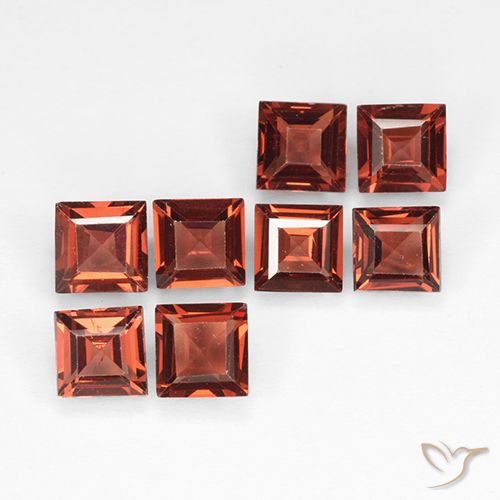 3.05ctw Natural Deep Red Pyrope Garnet, Square, VVS-VS