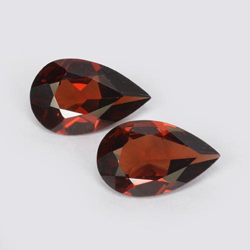 Deep Red Pyrope Garnet Gem - 0.8ct Pear Facet (ID: 511937)