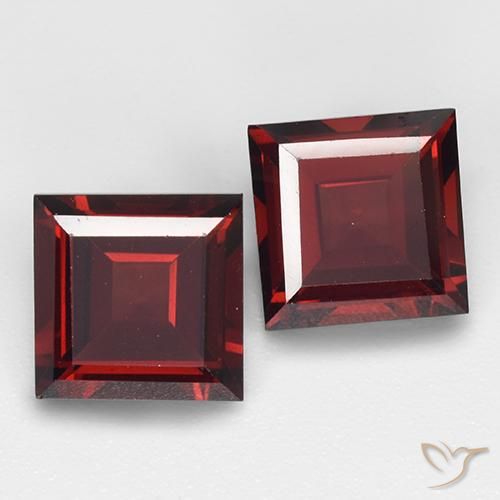 4.10 ctw Red Pyrope Garnet Stones, Natural Pyrope Garnet in Square Step-Cut Shape for Sale