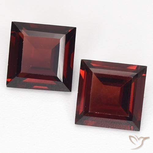 4.45 ct Square Cut Pyrope Garnet, 6.9 x 6.9 mm From Mozambique, Photo A