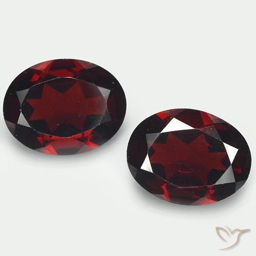 Blackish Red Pyrope Garnet Gem - 1.9ct Oval Facet (ID: 513507)