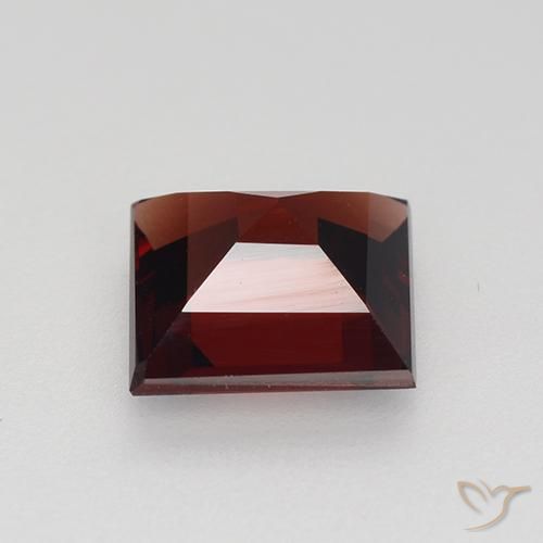 Pyrope Garnet Gemstone in 7 x 7 mm (calibrated) Size for Sale, Pyrope Garnet Stone in Deep Blood Red Color