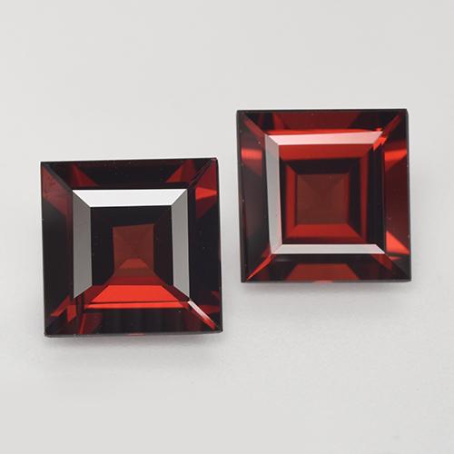 Deep Red Pyrope Garnet Gem - 2.6ct Square Step-Cut (ID: 515557)