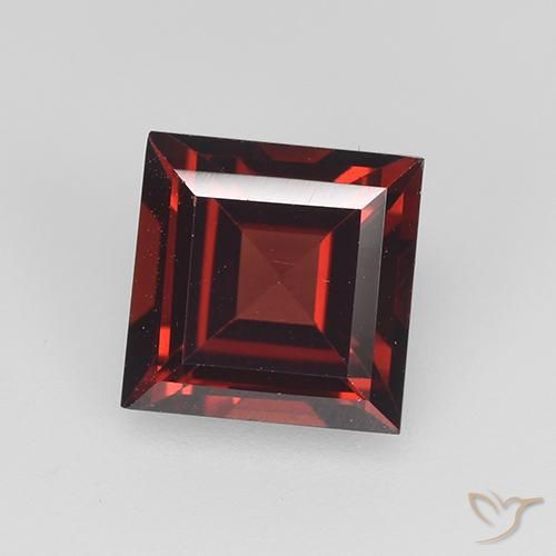 Deep Blood Red Pyrope Garnet Gem - 2.2ct Square Step-Cut (ID: 517360)